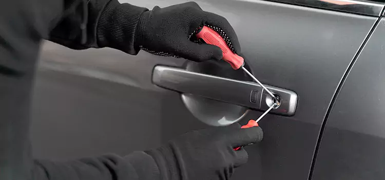 Locked Out of Car Help Avon Lake